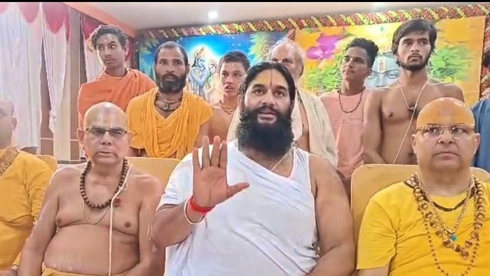 अयोध्या के संतों ने दी चेतावनी (Photo: Screengrab)