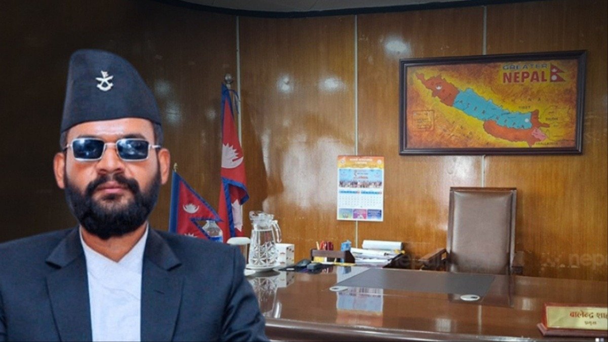 बालेन शाह ने दो साल पहले अपने ऑफिस में ग्रेटर नेपाल का मैप लगाया था (Photo: Kathmandu Metropolitan City)