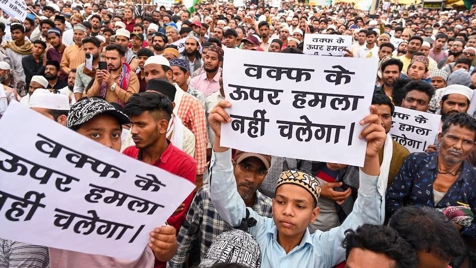 वक्फ मामले पर सुप्रीम कोर्ट के फैसले से मुस्लिम खुश नहीं (Photo-PTI)