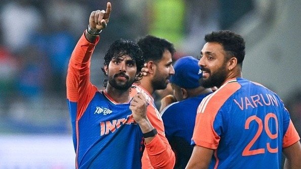 भारत की खिताबी जीत का जश्न मनाते तिलक वर्मा (Photo: Getty Images)