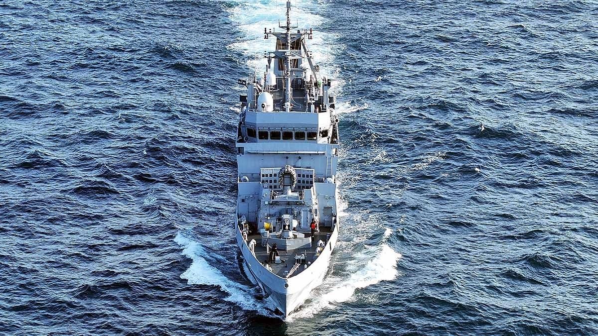 ये है आईएनएस अंड्रोथ जिसे आज नौसेना में कमीशन किया जाएगा. (Photo: Indian Navy)