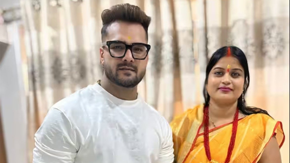 खेसाली लाल यादव लड़ेंगे चुनाव (PHOTO: Instagram @chanda_yadav27/)