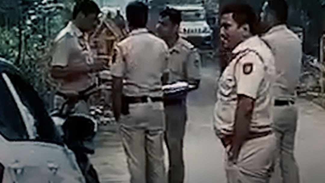 दिल्ली में 2 जगहों पर एनकाउंटर