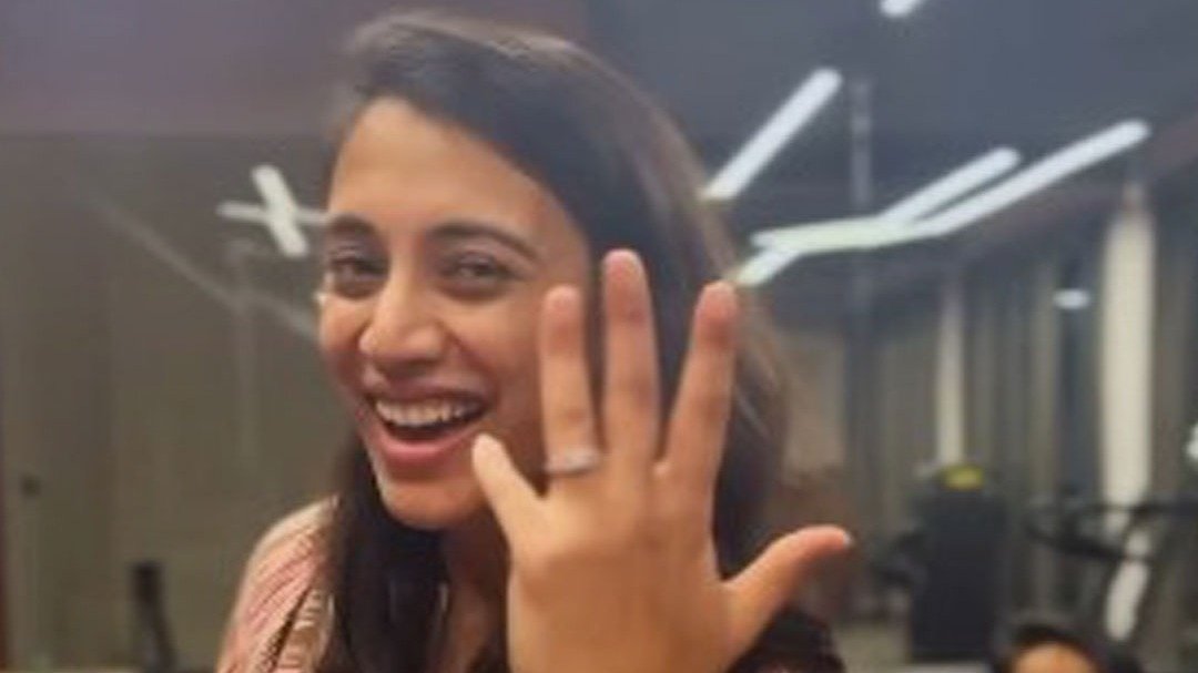 महिला बैटर Smriti Mandhan ने कन्फर्म की सगाई!