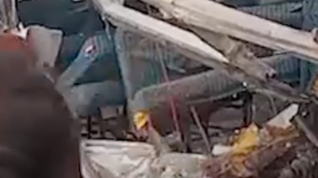 स्कूल बस की रोडवेज बस से जोरदार टक्कर, स्कूली छात्रा की मौत