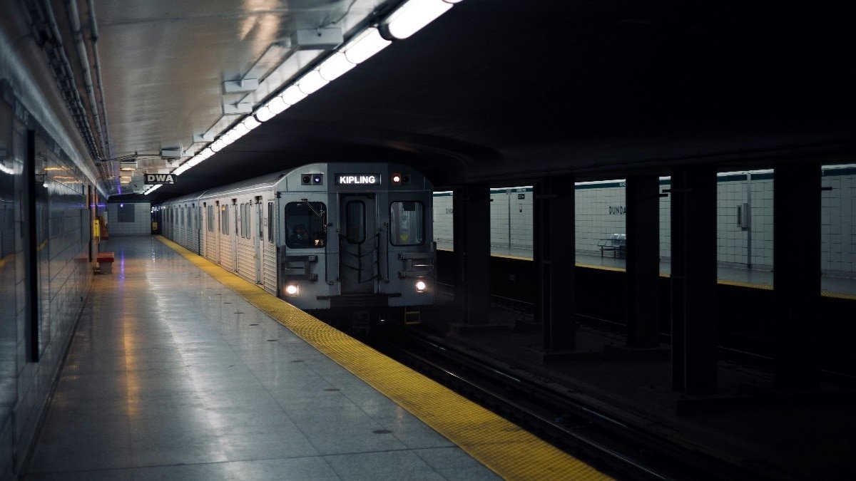 Toronto subway train (Photo-Pexels)