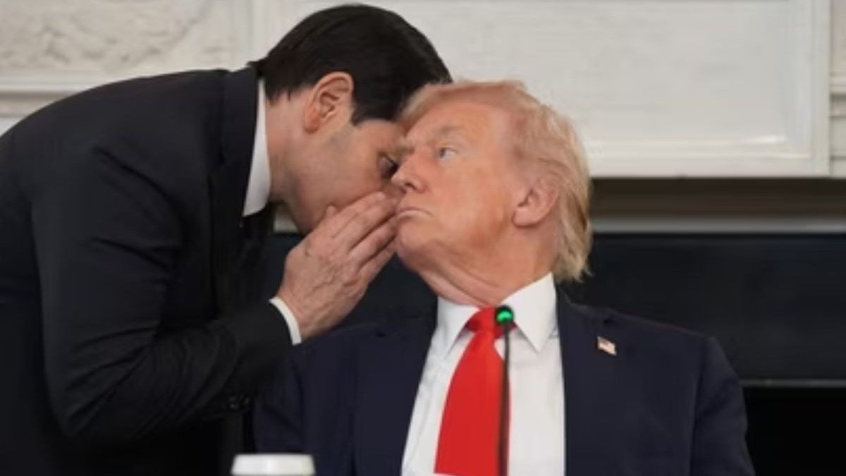 ट्रंप का कहना था कि अब अमेरिका वेनेजुएला को चलाएगा, जिसपर विवाद हो रहा है. (AP Photo)